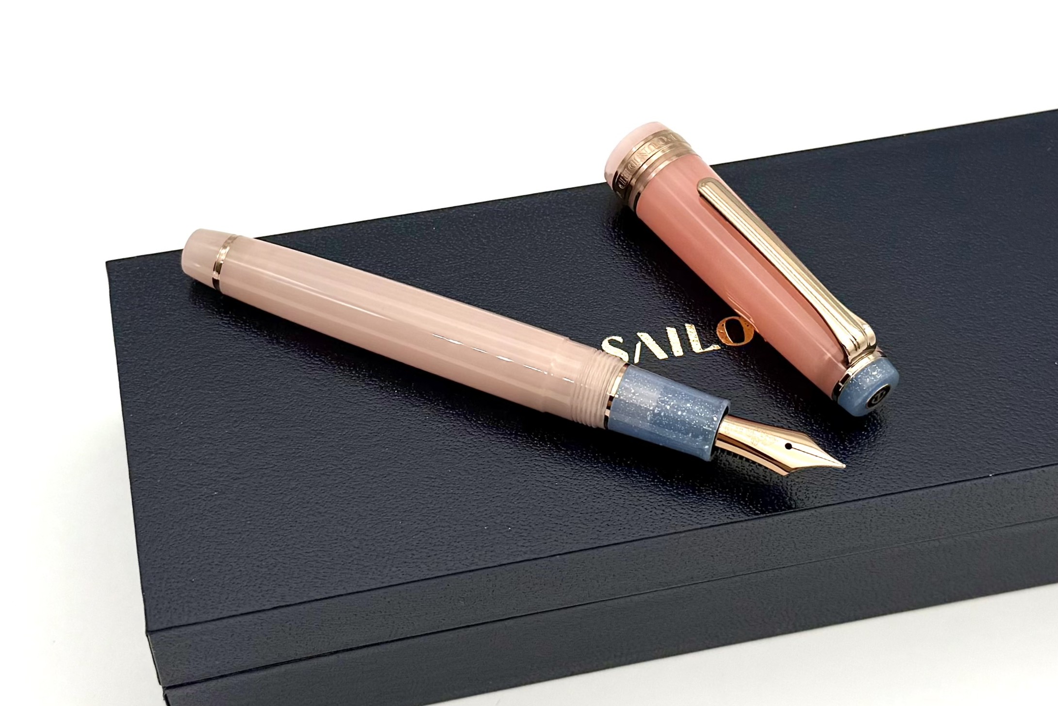 SailorProgearSlimDriedFlower2GlobeAmarathFP_A